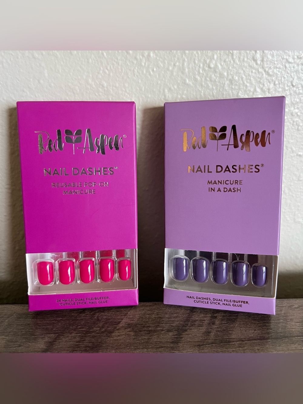 Red Aspen Nail Dashes Press On Nails 2 Set NEW Bea’s Garden Romance Rocky Iris